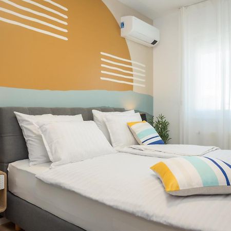 Family & Friends Pula - Top Floor - Free Parking Экстерьер фото